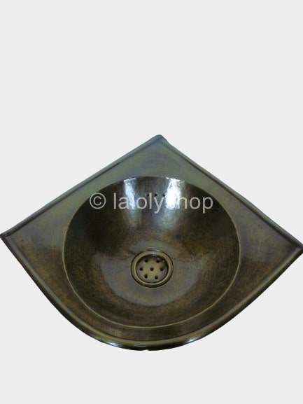 Vasque en cuivre patiné bronze marocaine d’angle 30 x 30 cm - à encastrer